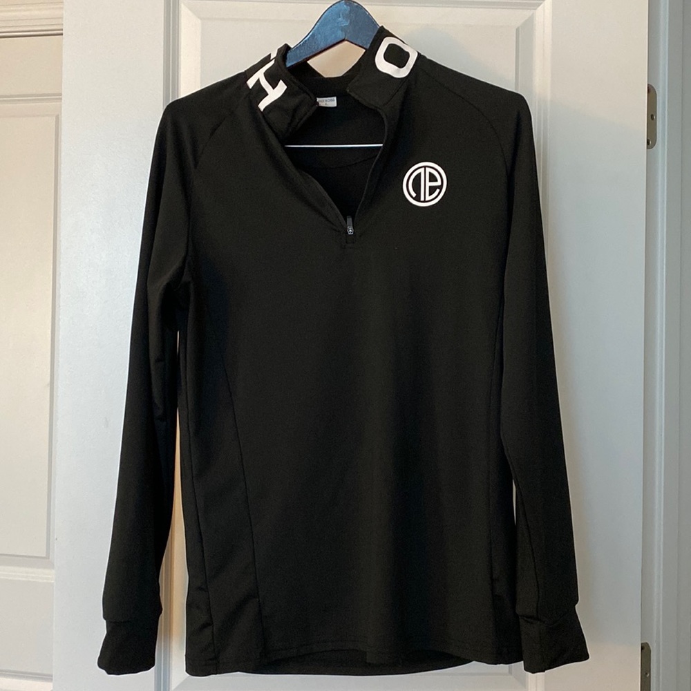 Never Worn Men’s Quarter Zip Lycra Pullover